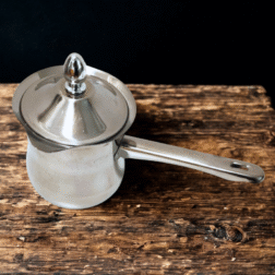 פינג’אן נירוסטה עם מכסה – מספר 8 להגשה