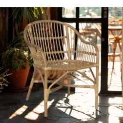 כיסא גינה / פינת אוכל עם ידיות מראטן דגם MARIA